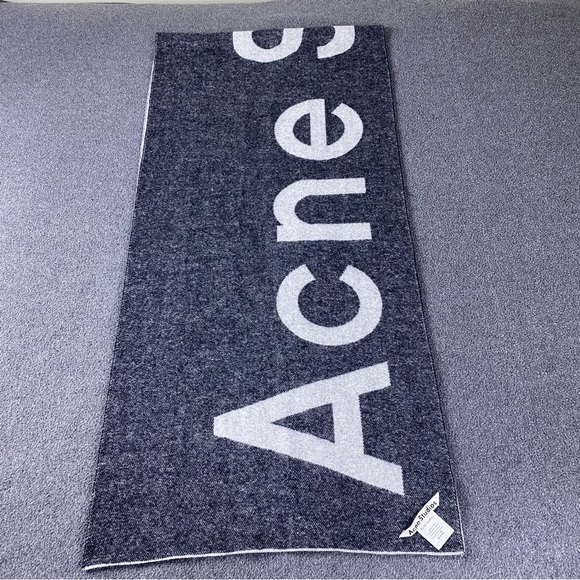 ACNE STUDIOS Gray Jacquard Scarf Rectangular - Picture 3 of 13